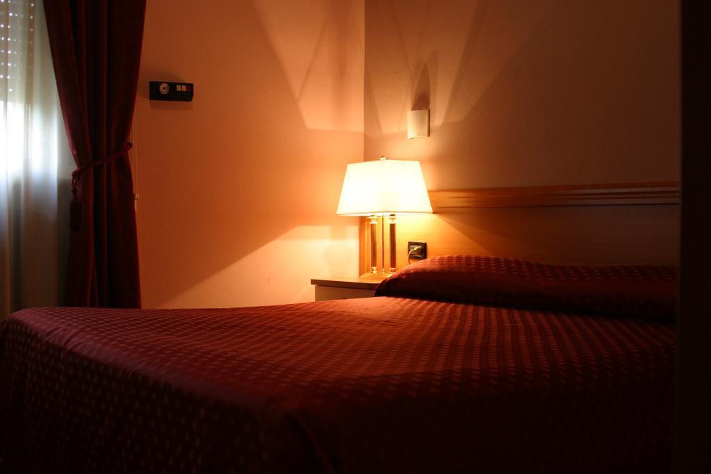 Air Hotel Forlì Zewnętrze zdjęcie